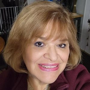 Meet your Posher, Toni